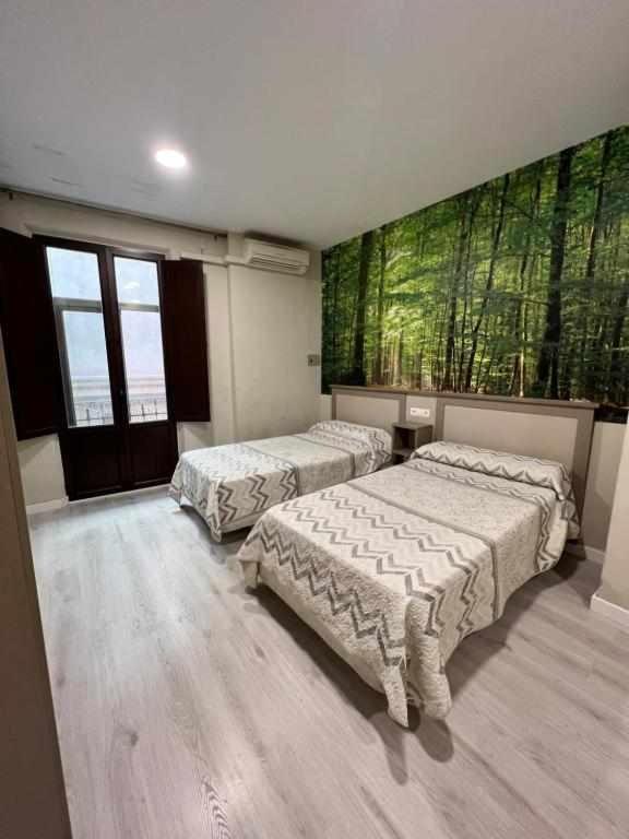 Hostal Viena Plaza Nueva Гранада Экстерьер фото