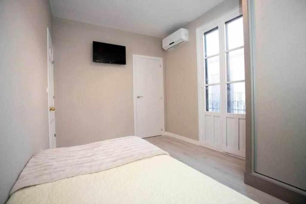 Hostal Viena Plaza Nueva Гранада Экстерьер фото
